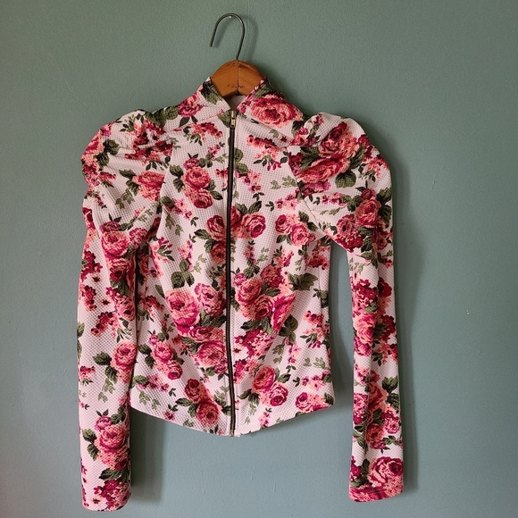 RolyPoly Tops - English Rose floral long sleeve zip front Top small, ROLYPOLY